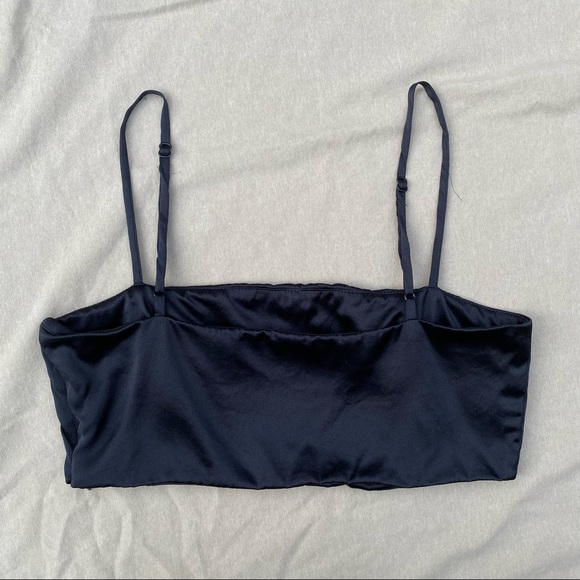 🚫SOLD🚫 REFORMATION Venus Top in Black 🏴 - Picture 3 of 5